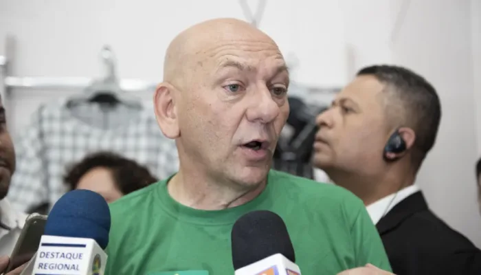 Luciano Hang processa Tuca Andrada por posts polêmicos